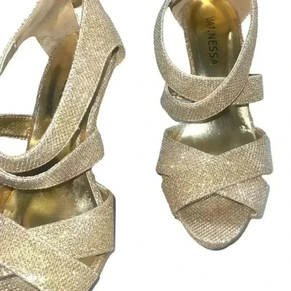 GOLD STRAPPY GLITTER HIGH HEELED SANDALS - Picture 11 of 11